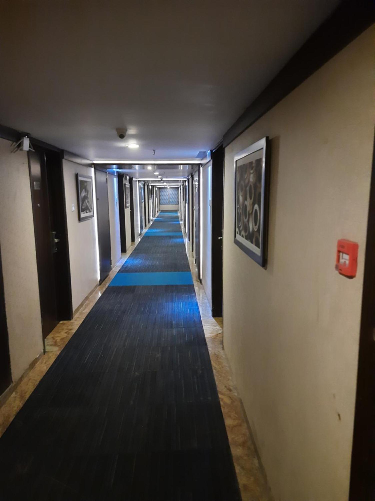 Hotel LXIA Hinjewadi - Indian Nationals Only Pimpri-Chinchwad Bagian luar foto